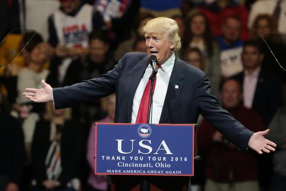 Comício de Donald Trump é interrompido por disparos na Pensilvânia, Estados Unidos