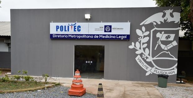 Jovem morre após bater moto contra muro em Mato Grosso
