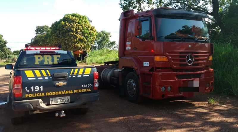 PRF prende em Mato Grosso envolvido em roubo de carga e recupera cavalo trator
