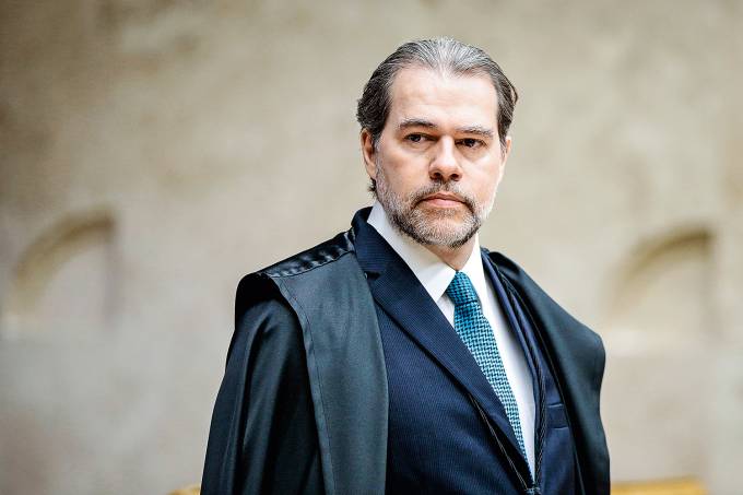 Toffoli muda voto, e Supremo estende imunidade de prisão a deputados estaduais