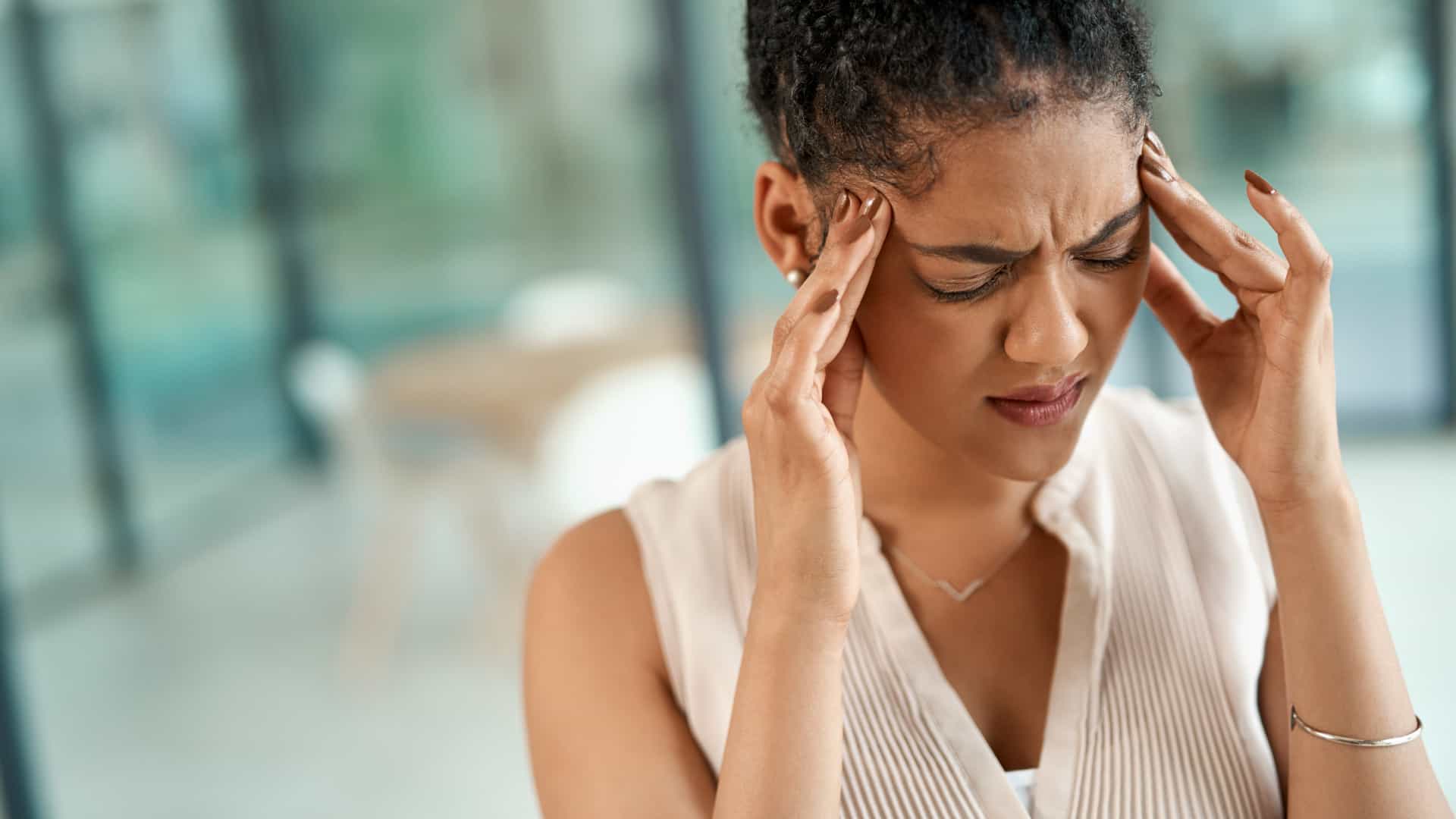 Quatro técnicas para acabar com a dor de cabeça em 30 segundos