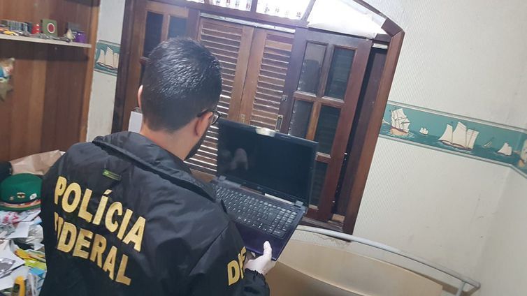 Preso suspeito de produzir e divulgar pornografia infantil na internet