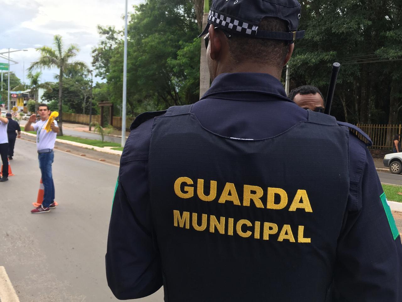 Realização de concurso público para a Guarda Municipal de Lucas é sugerida em sessão da Câmara de Vereadores