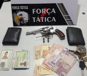 Dupla é pega quando negociava arma de fogo em Juscimeira
