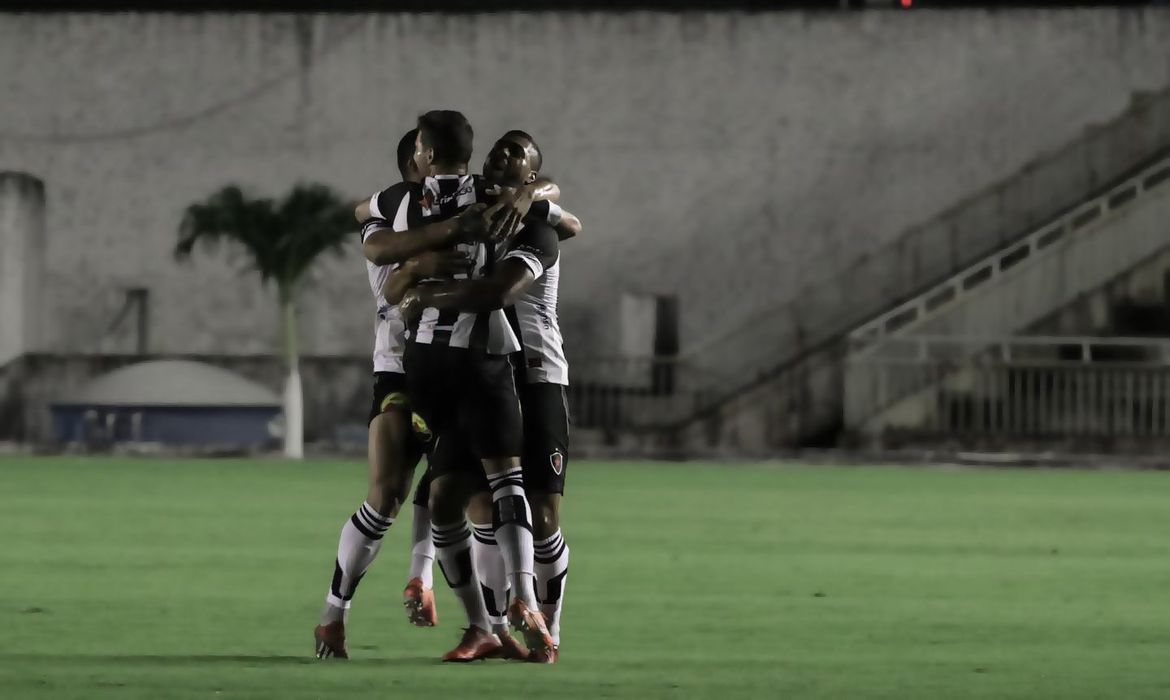 Treze e Botafogo-PB avançam às semifinais do Campeonato Paraibano