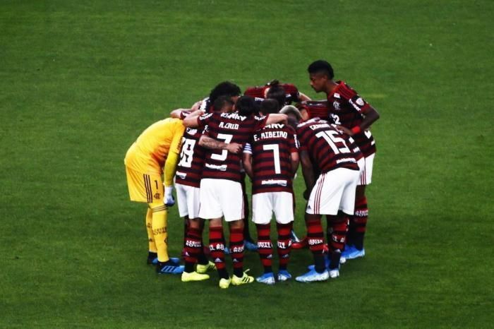 Especialistas afirmam que surto “não garantem ausência do vírus em jogo da Libertadores”