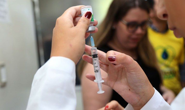 Iniciados os ensaios clínicos com vacina BGC para a prevenção da Covid-19