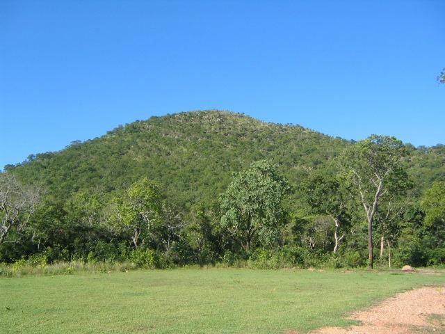 Trilha do Morro de Santo Antônio é liberada após extinção de incêndio