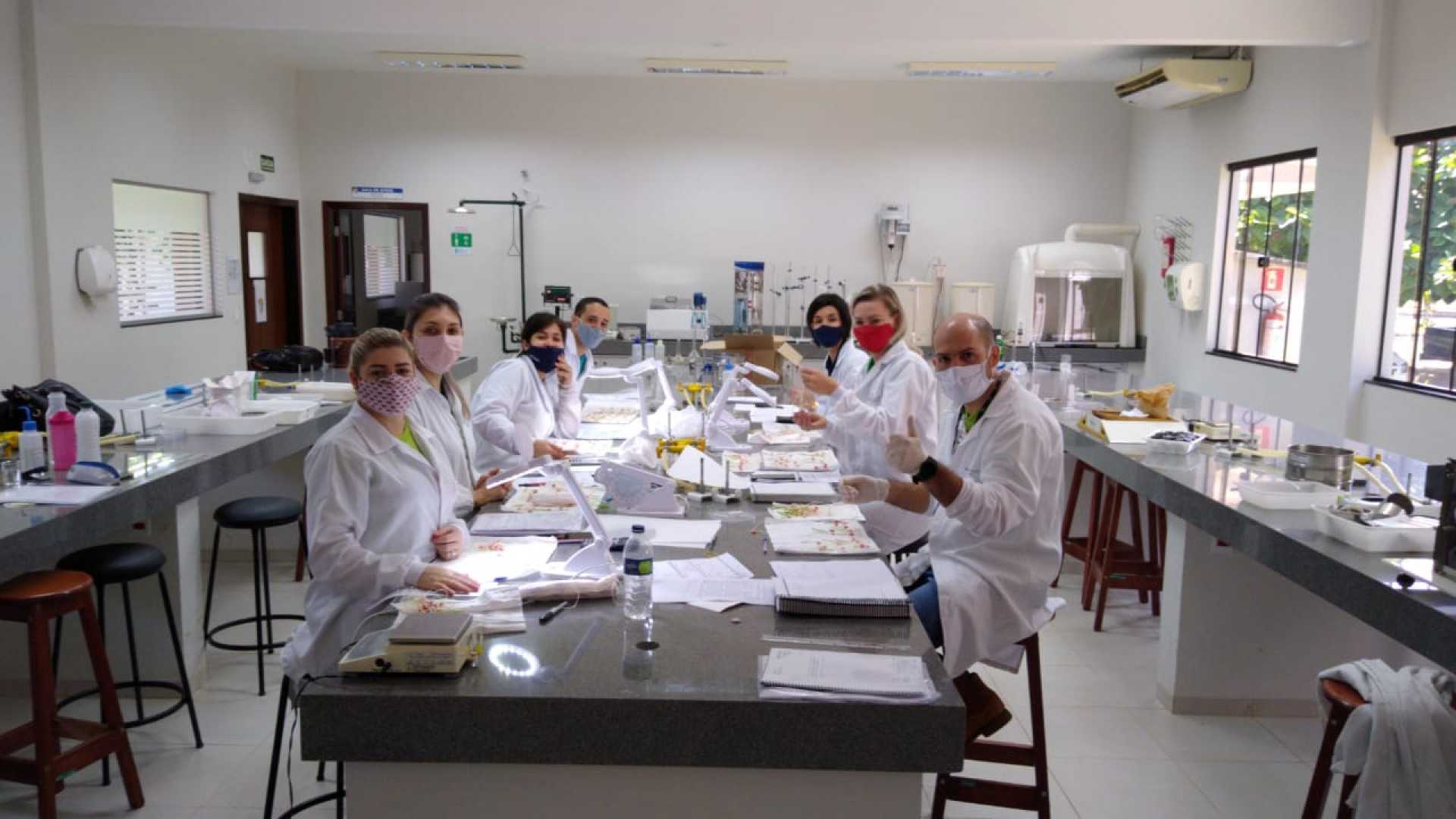 UNILASALLE Lucas estrutura laboratórios para garantia de qualidade em padrões internacionais através da implantação do programa ISO 17025
