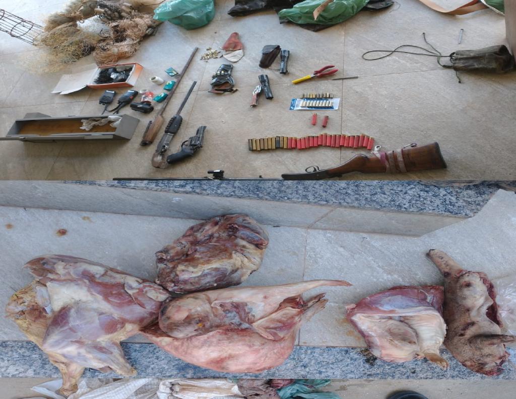 Batalhão Ambiental apreende armas de fogo e animais silvestres abatidos em residência