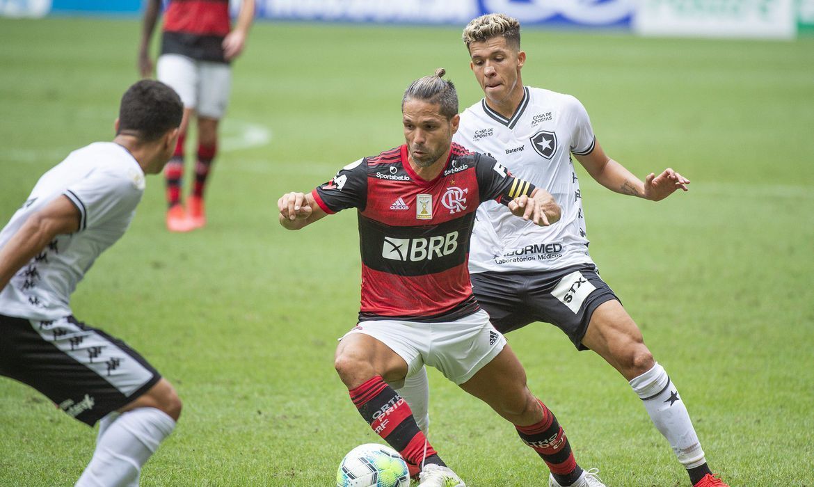 Jogo do Flamengo ao vivo: veja onde assistir Botafogo x Flamengo na TV e Online pelo Campeonato Brasileiro