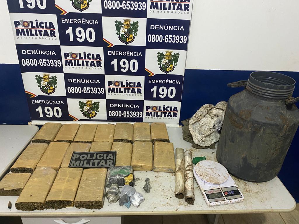 Cinco são pegos com 18 tabletes de maconha em Comodoro 2021 02 24 11:10:54