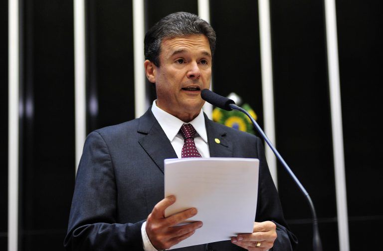 Segundo-vice-presidente quer aproximar a Câmara dos legislativos estaduais e municipais