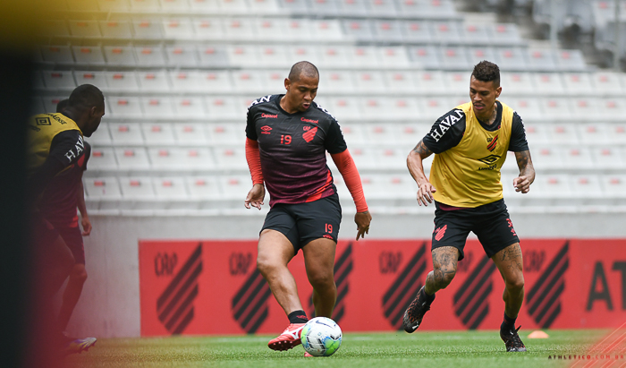Furacão pronto para enfrentar o Atlético Goianiense