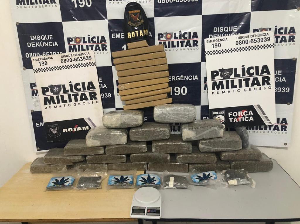 Equipes da Rotam prendem suspeitos e apreendem tabletes e porções menores de entorpecente em dois bairros de Cuiabá