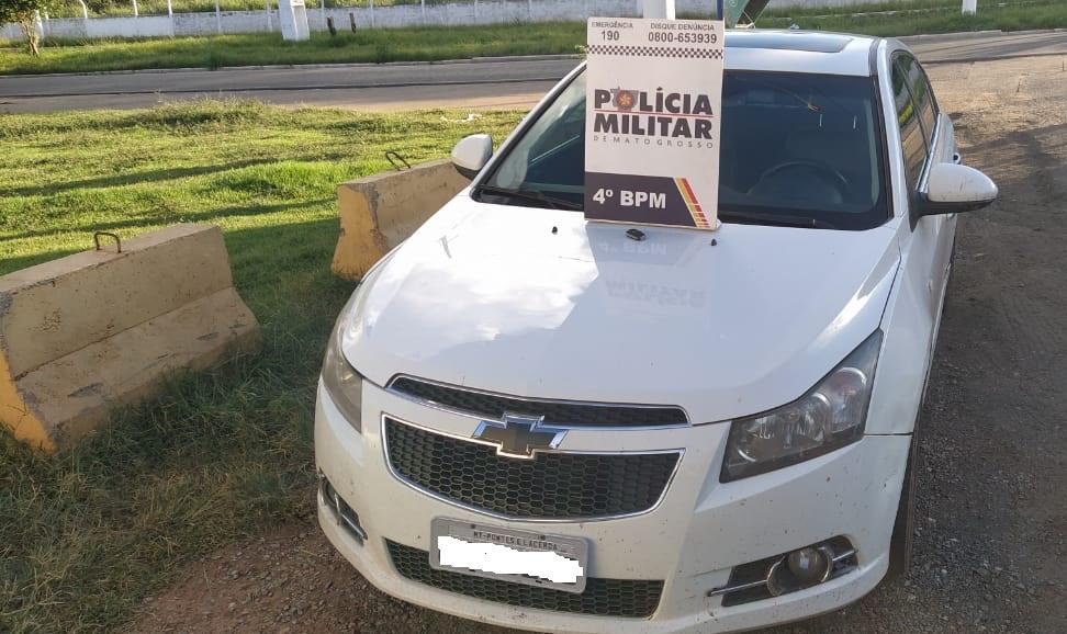 Policiais recuperam GM Cruze branco