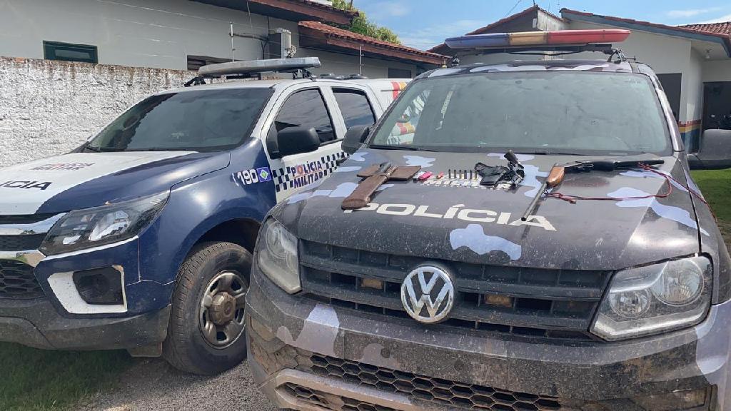 Trabalho ostensivo prende dois homens com armas de fogo e identifica desmatamento ilegal