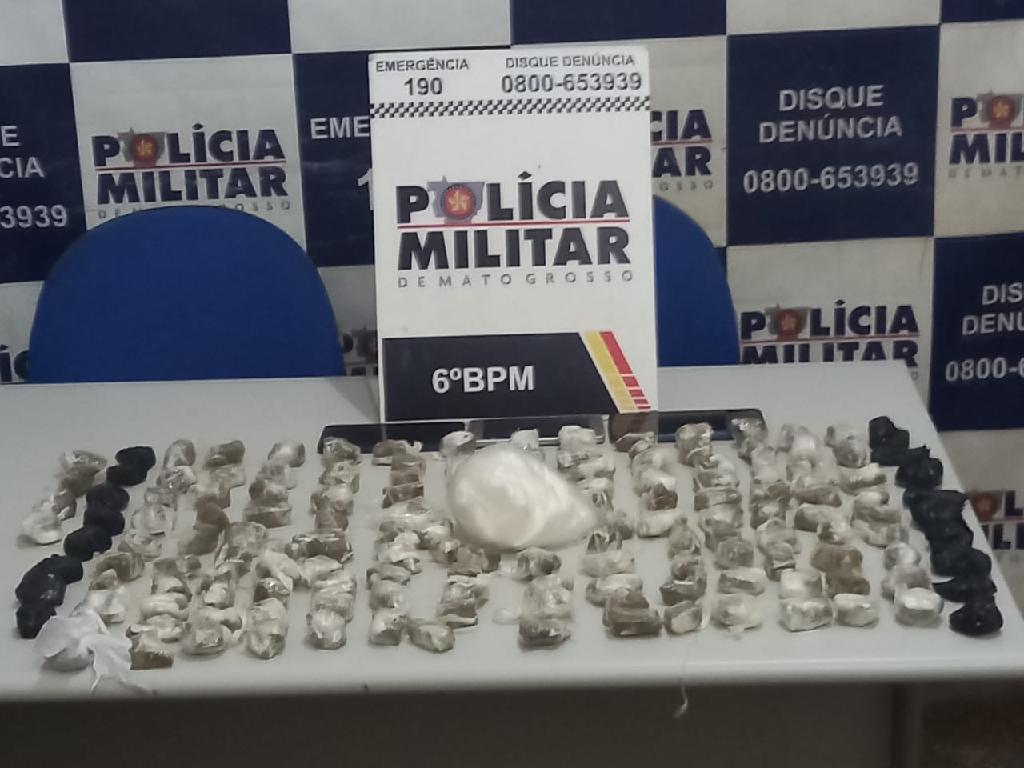 Casal é pego com 157 porções de maconha em Cáceres