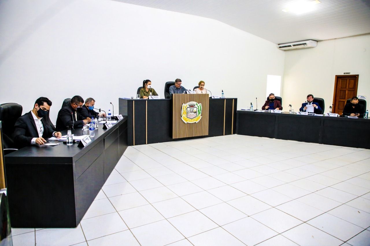 Lucas: Vereadores divergem de tramitação, mas aprovam projeto que desafeta áreas públicas