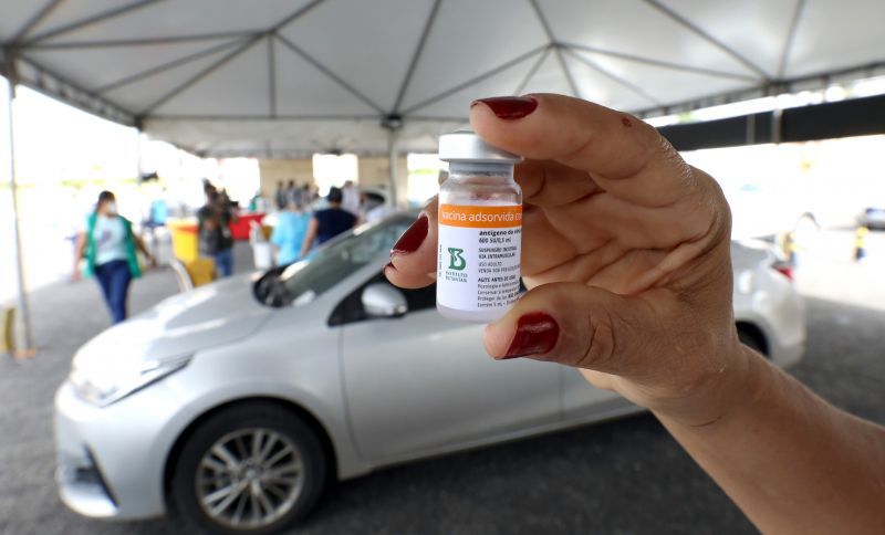 Lactantes serão as próximas convocadas na vacinação contra a Covid-19 em Lucas do Rio Verde