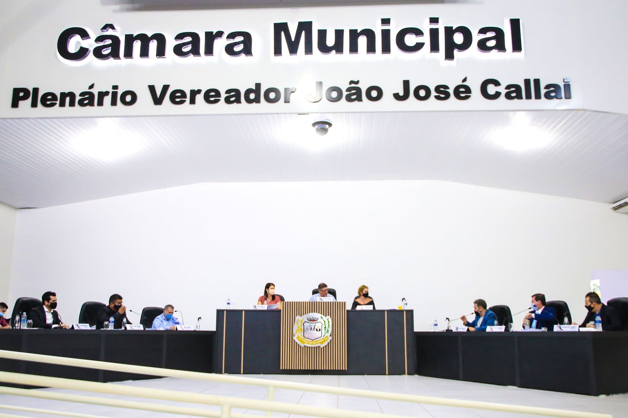 Com emenda arquivada, Câmara aprova RGA a servidores de Lucas do Rio Verde