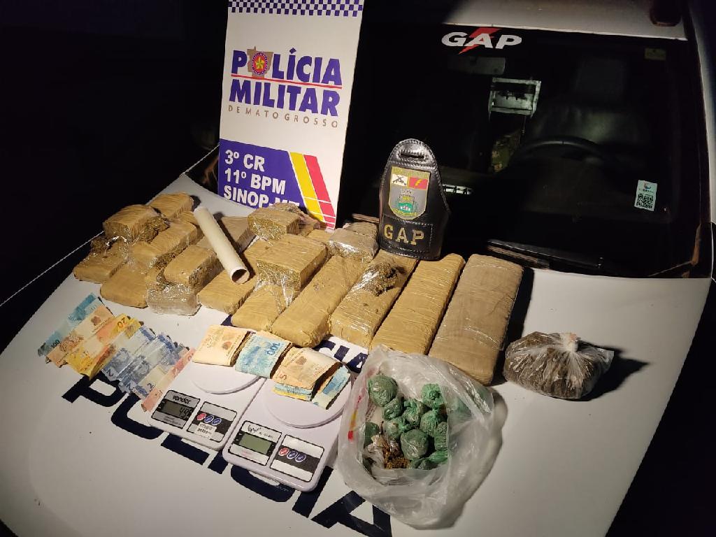 Motociclista é pega com 10 quilos de maconha durante distribuição em Sinop