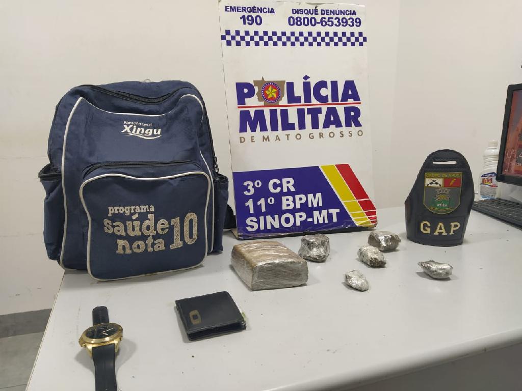GAp intercepta jovem com maconha dentro de ônibus em Sinop