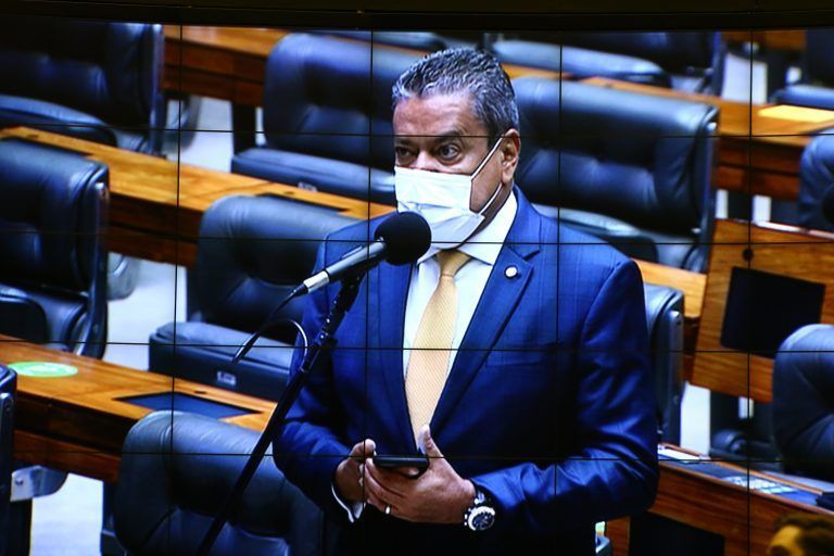 Câmara rejeita recurso e confirma envio ao Senado de projeto sobre honorários periciais
