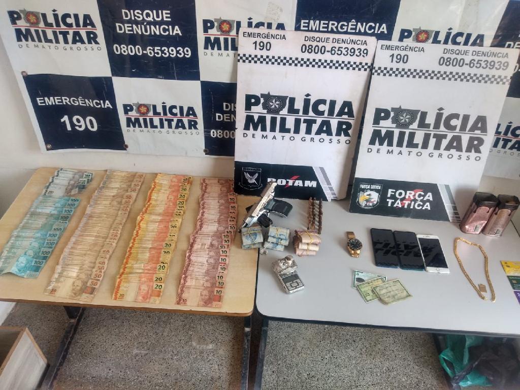rotam flagra adolescente e dois suspeitos com arma drogas e r 13 mil em cuiaba
