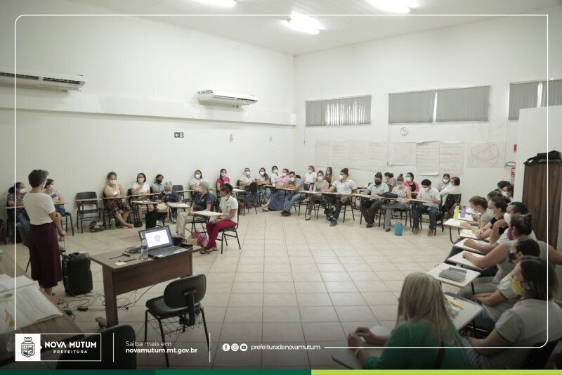Atendimento humanizado é tema de curso para servidores da área da saúde