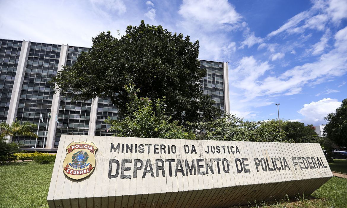 PF desarticula esquema de lavagem de dinheiro do tráfico internacional