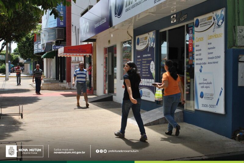 Nova Mutum – Prefeito assina decreto para viabilizar funcionamento de comércio local