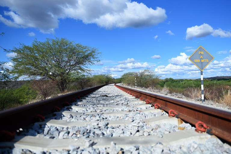 Com mais de 10 mil quilômetros de trilhos desativados, Ministério dos Transportes apresenta trechos ferroviários elegíveis para concessão