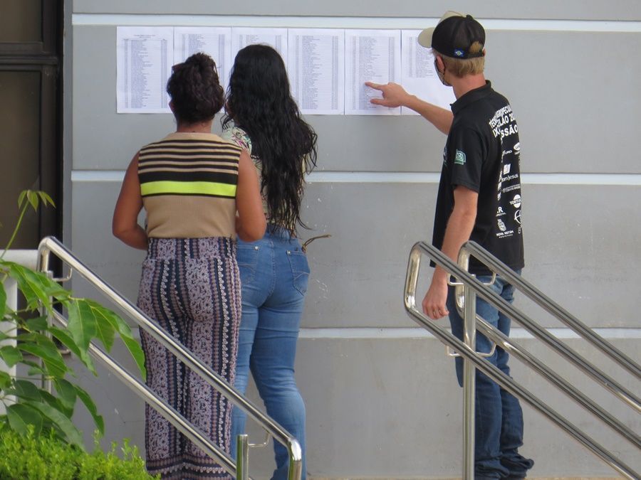 Candidatos participam de vestibular para ingressar na Unilasalle Lucas do Rio Verde
