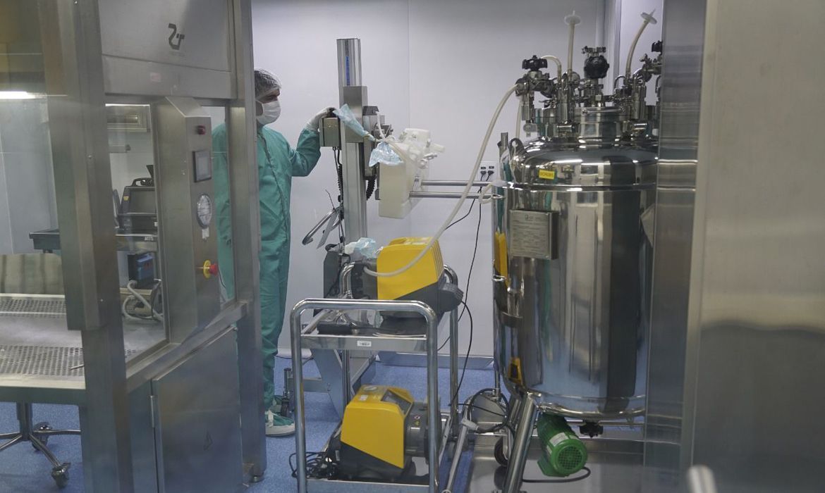 Covid-19: vacina brasileira está em fase final de desenvolvimento