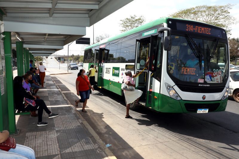 Cuiabá adota tarifa social e ônibus extras para o Enem