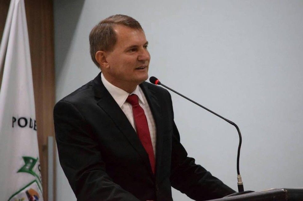 Prefeito de cidade de MT alerta que golpistas estão usando sua foto para possíveis golpes