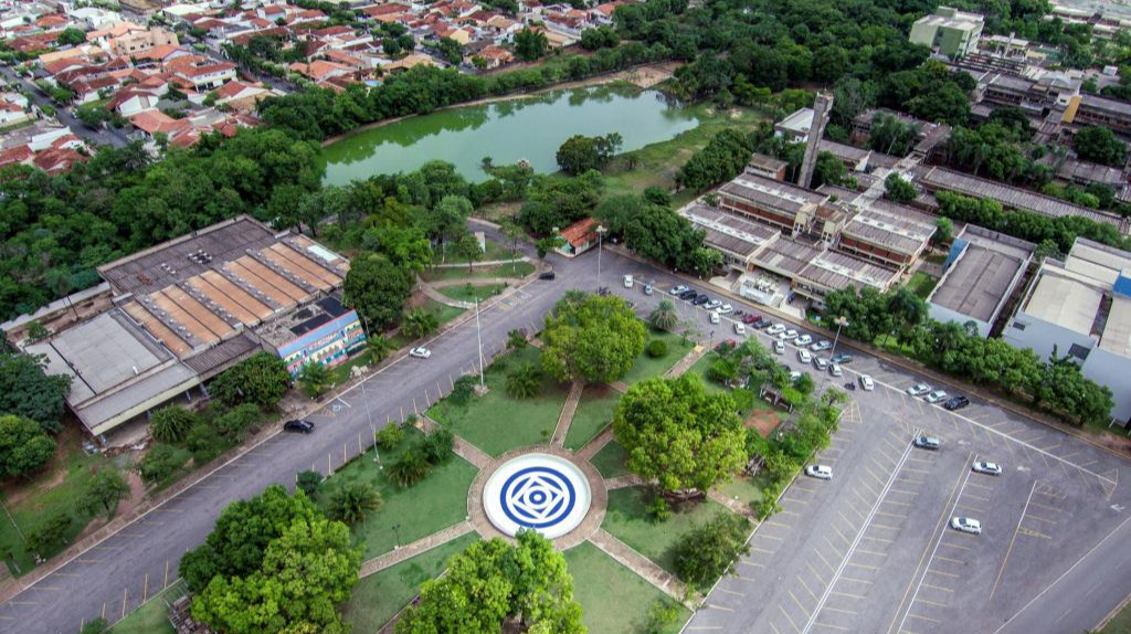Ausência de cotas para negros, indígenas e pessoas com deficiência em pós-graduação na UFMT é alvo de investigação