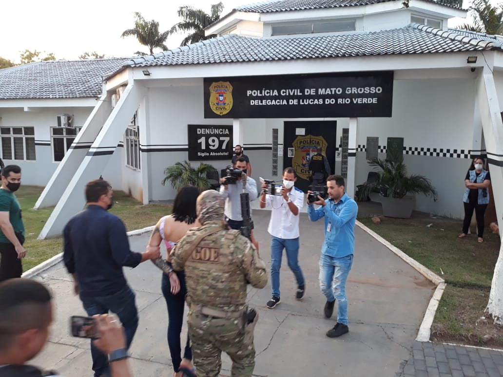 Mulher envolvida morte de jovem decapitado em Lucas do Rio Verde é detida em ação policial
