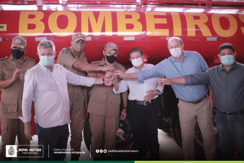 Corpo de Bombeiros de Nova Mutum recebe veículo de combate a incêndios