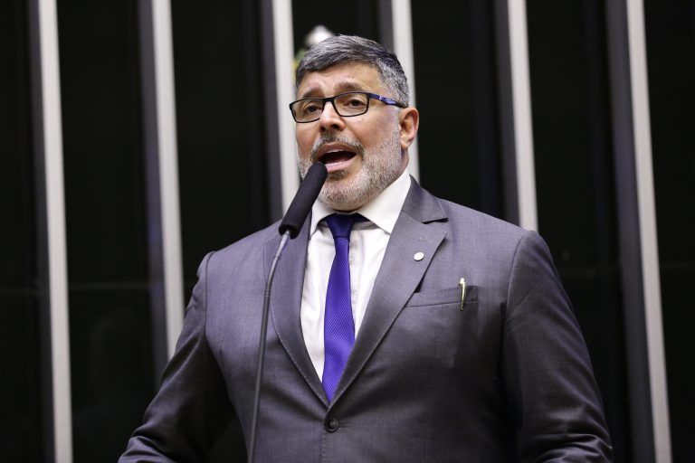 Projeto torna obrigatório botão de alarme em apartamentos para casos de violência doméstica