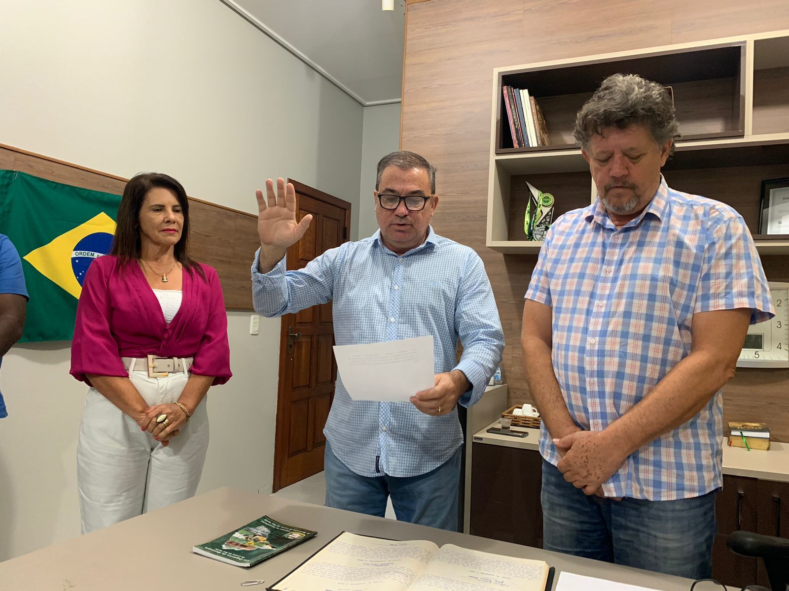 Callai toma posse e substituirá Sandra Barzotto por dois meses no Legislativo luverdense