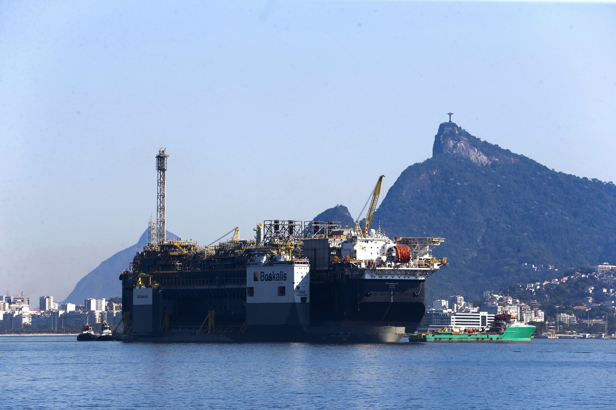 Produção de petróleo cresce 0,6% em abril