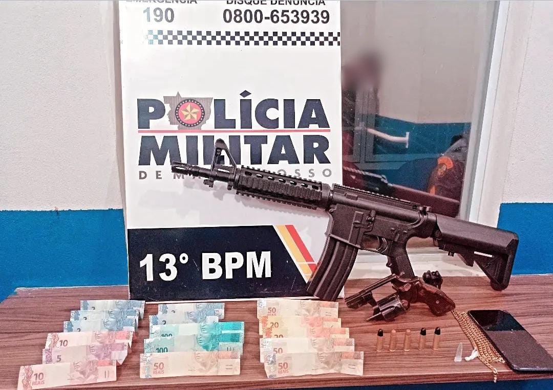 Policiais militares apreendem revólver e simulacro de fuzil durante ação no Rio Verde