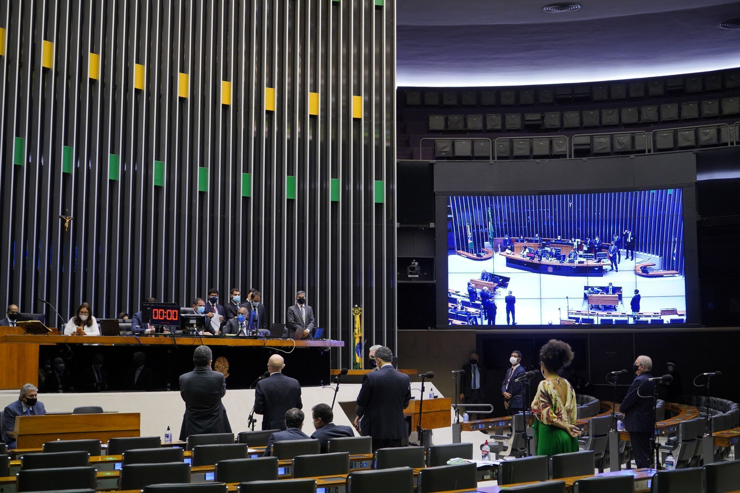 Câmara conclui votação de MP que modifica regras do Prouni