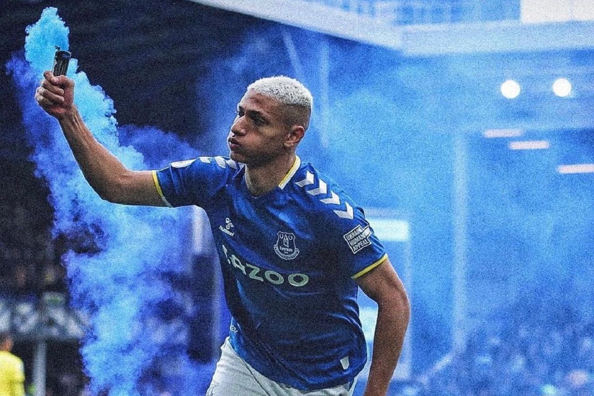 Tottenham chega a acordo com o Everton para a contratação de Richarlison, diz jornalista italiano; saiba mais