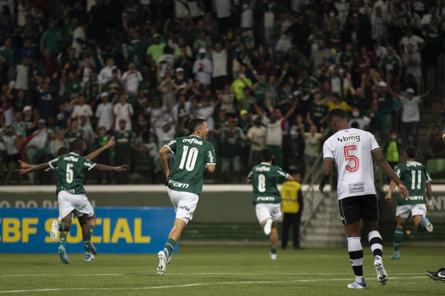 Palmeiras goleia o Vasco e abre boa vantagem na final da Copa do Brasil Sub-17