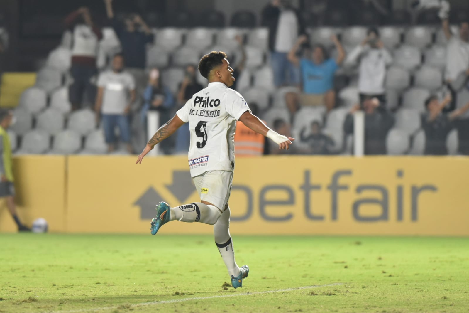 Santos derrota Juventude na abertura da 12ª rodada do Brasileiro