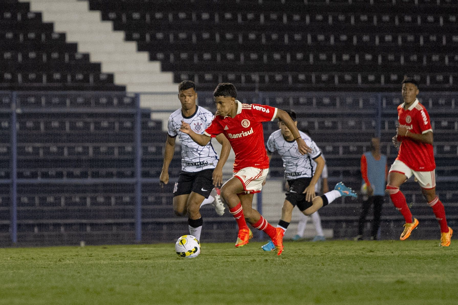 Brasileirão Sub-17: Inter empata com Corinthians em São Paulo