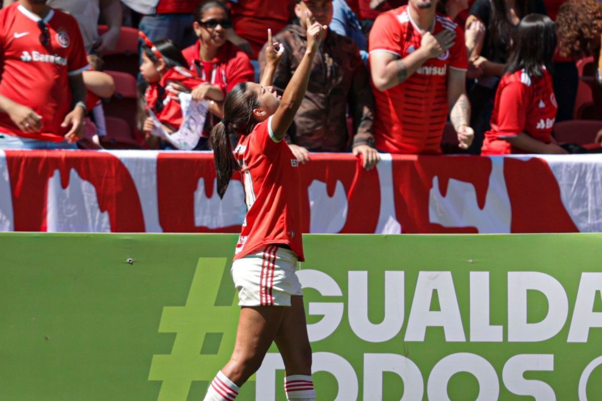 Internacional e Corinthians ficam no empate no jogo de ida das finais do Brasileiro Feminino; veja como foi